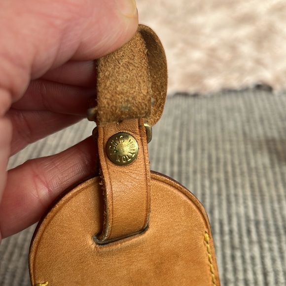 Louis Vuitton luggage tag and poignet set - Picture 7 of 14